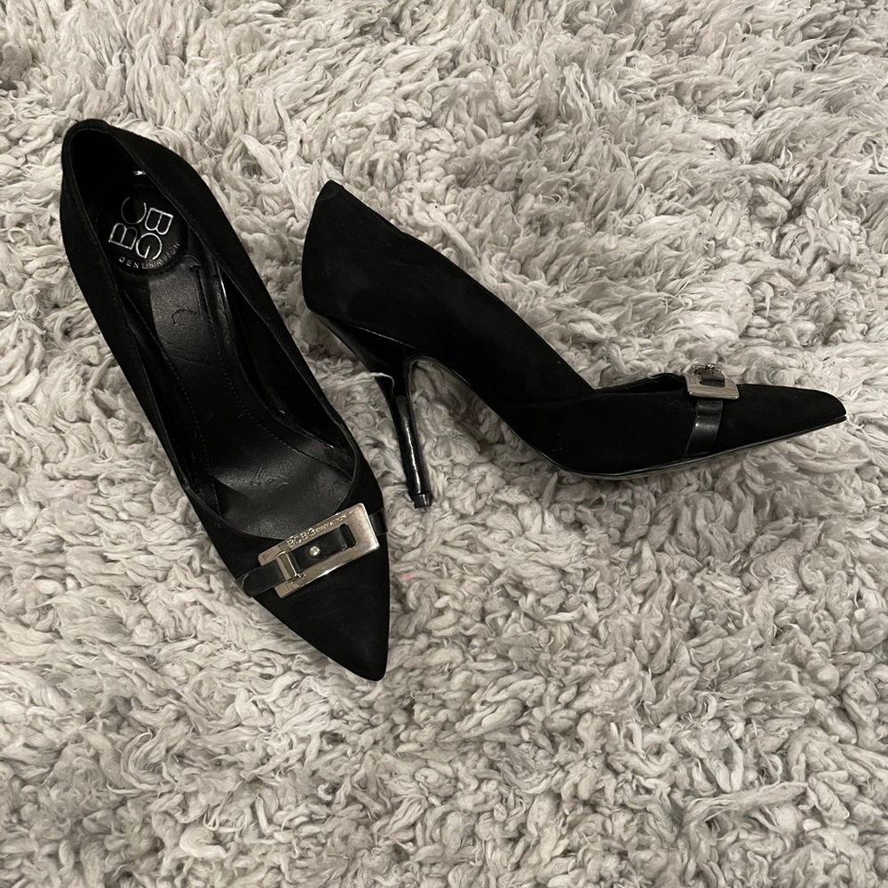 BCBGENERATION BLACK HEELS 7.5